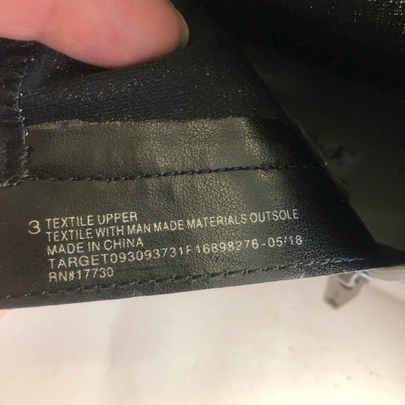 Cat & Jack Girls Annora Sock Silver Metallic Glitter High Top Sneakers Size 3 - Picture 10 of 14